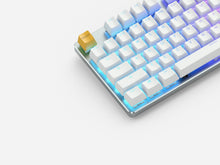 Load image into Gallery viewer, GMMK White Ice Edition - Full Size (Pre-Built)
